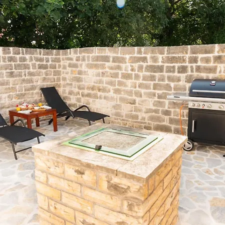 Kuca Za Odmor Kameni Dvori Villa Zadar Exterior photo