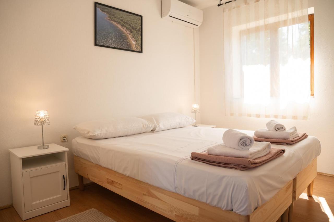 Holiday home Kuca Za Odmor Kameni Dvori